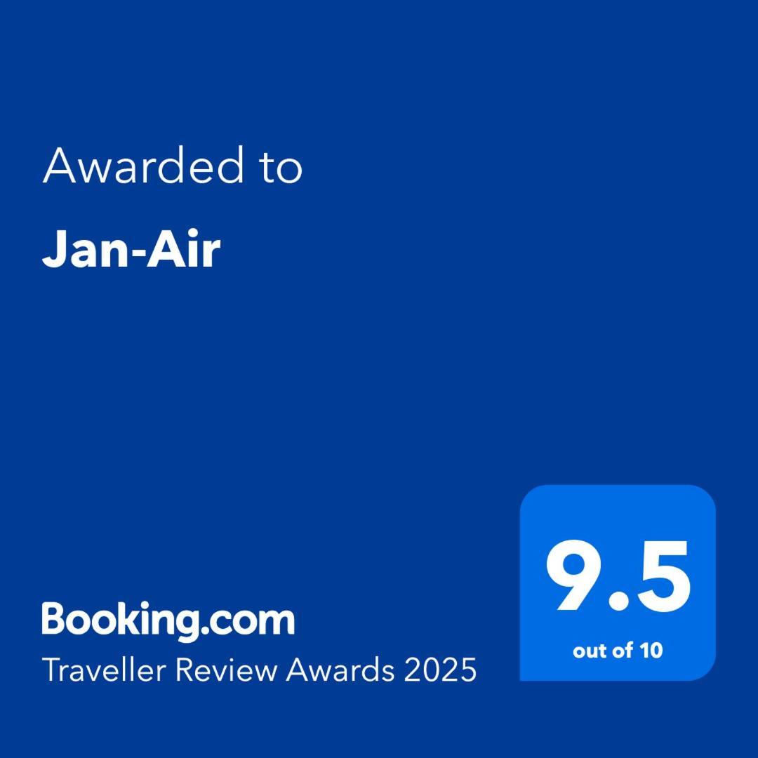 Jan-air Apartment *